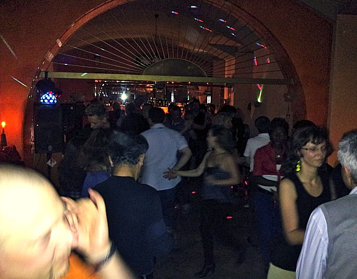 Salsa in Wien El Patio de Nando, Bilder