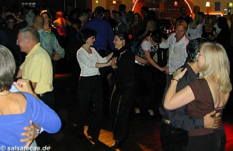 Bremen: Salsa in der Kantine 5