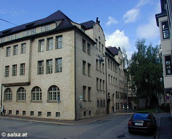 Salsa in Jena: Hauptgebäude der Universität